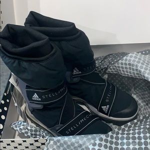 Snow boots Adidas by Stella McCartney